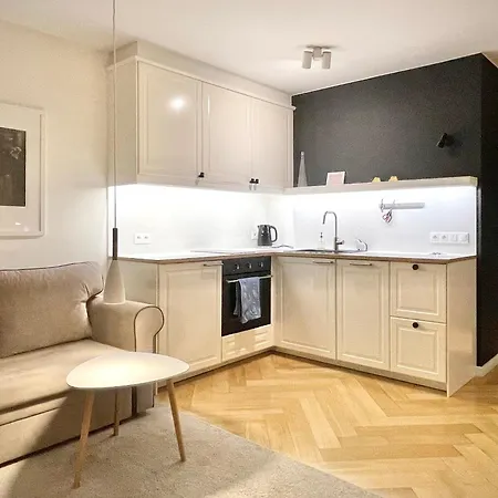 Апартаменты Solec Near Royal Lazienki Park Варшава